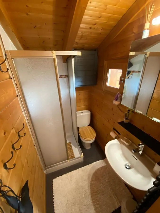 Chalet Van Gogh Morillon 0*,  France